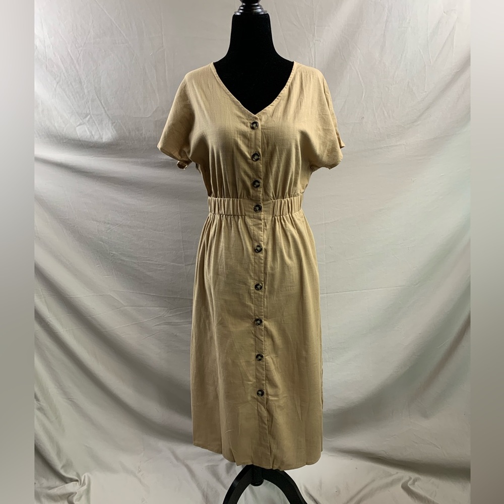 Batwing Sleeve Button Front Split Thigh Dress - Picture 5 of 8